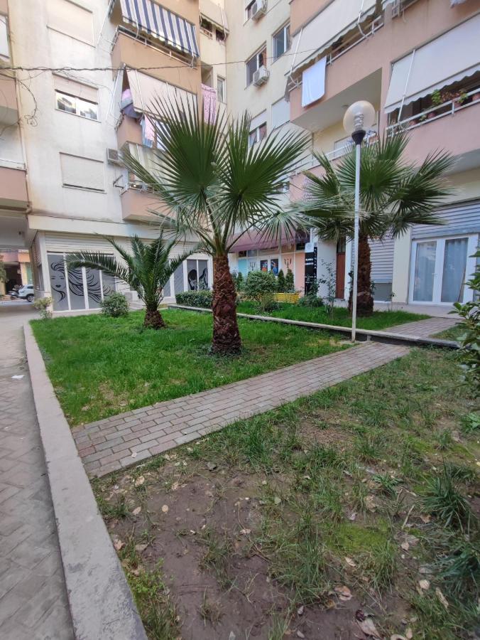 Tirana New Bazaar-Apartment 2 Exterior photo